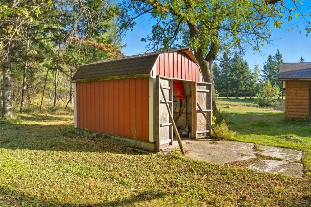 185 Crow Wing Lake Drive NE Akeley, MN 56433