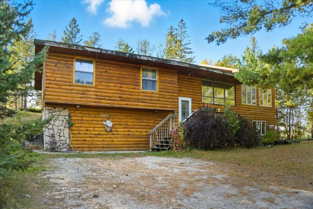 185 Crow Wing Lake Drive NE Akeley, MN 56433