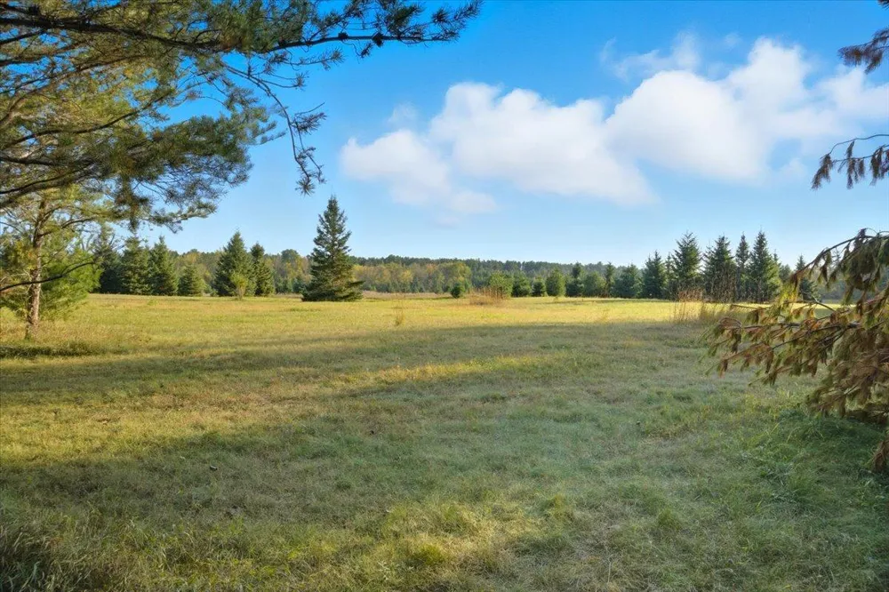 185 Crow Wing Lake Drive NE Akeley, MN 56433