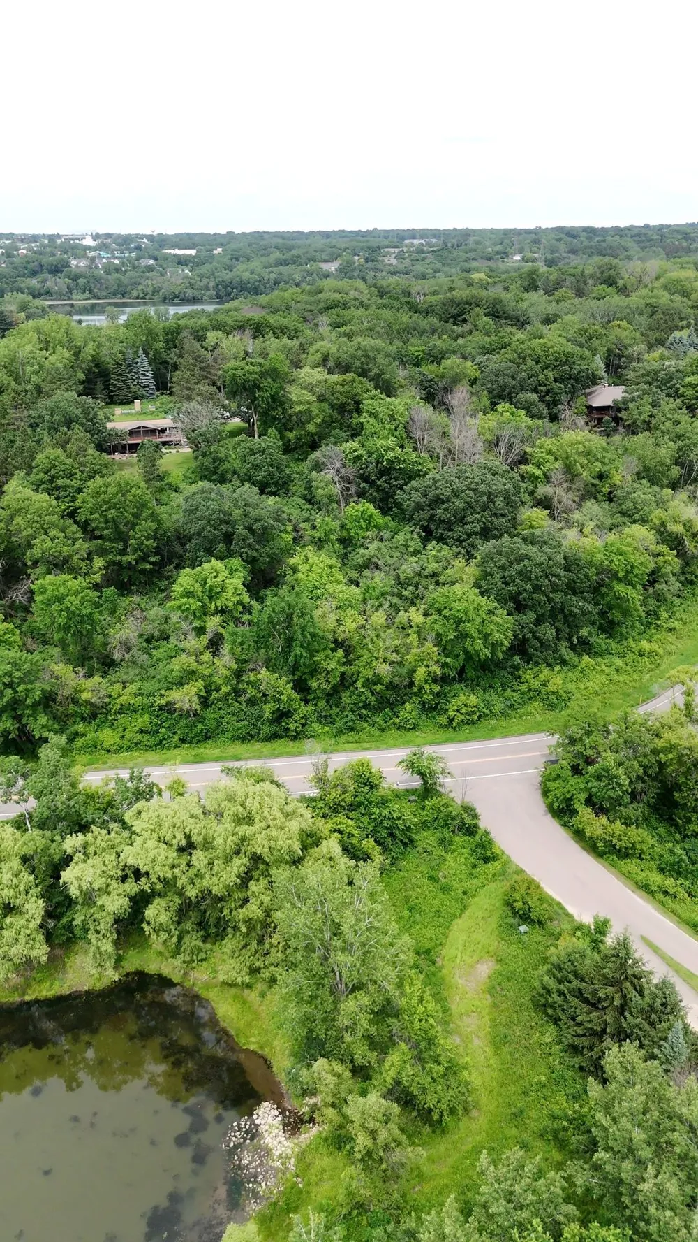 2685 Carver Avenue E Maplewood, MN 55119