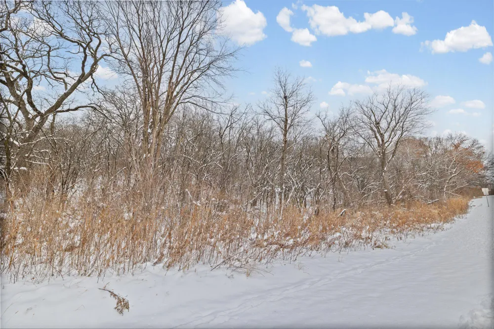 2685 Carver Avenue E Maplewood, MN 55119