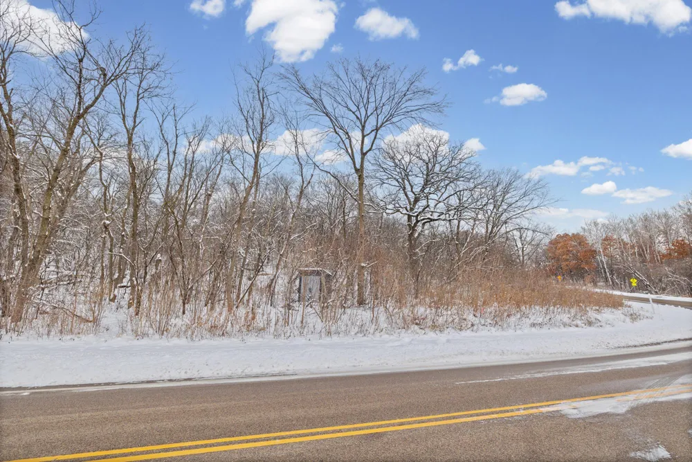 2685 Carver Avenue E Maplewood, MN 55119
