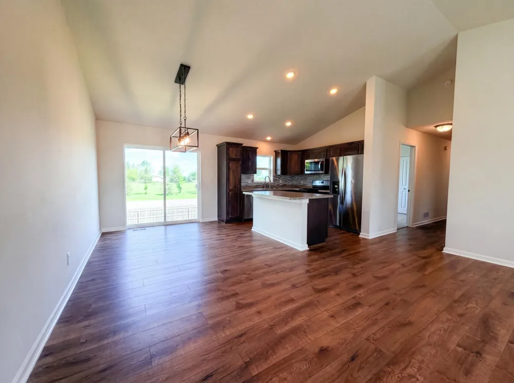 1207 Mulberry Avenue NE Montgomery, MN 56069