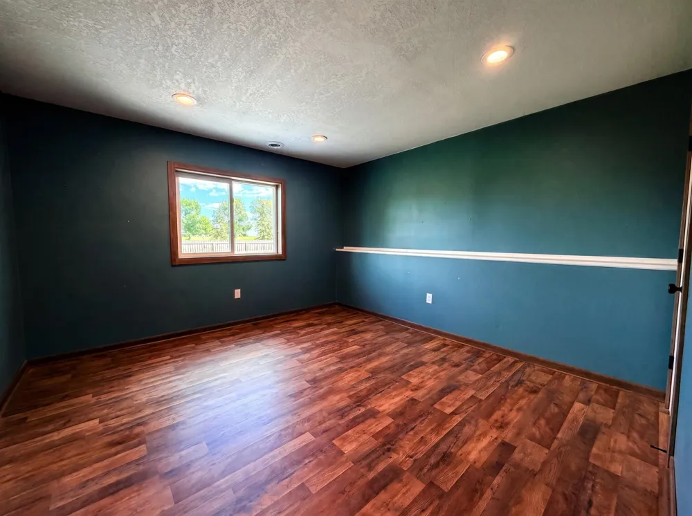 1207 Mulberry Avenue NE Montgomery, MN 56069