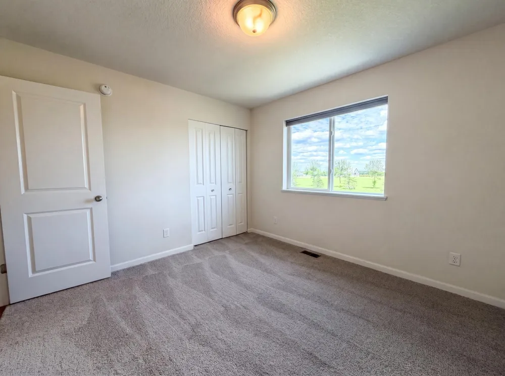 1207 Mulberry Avenue NE Montgomery, MN 56069