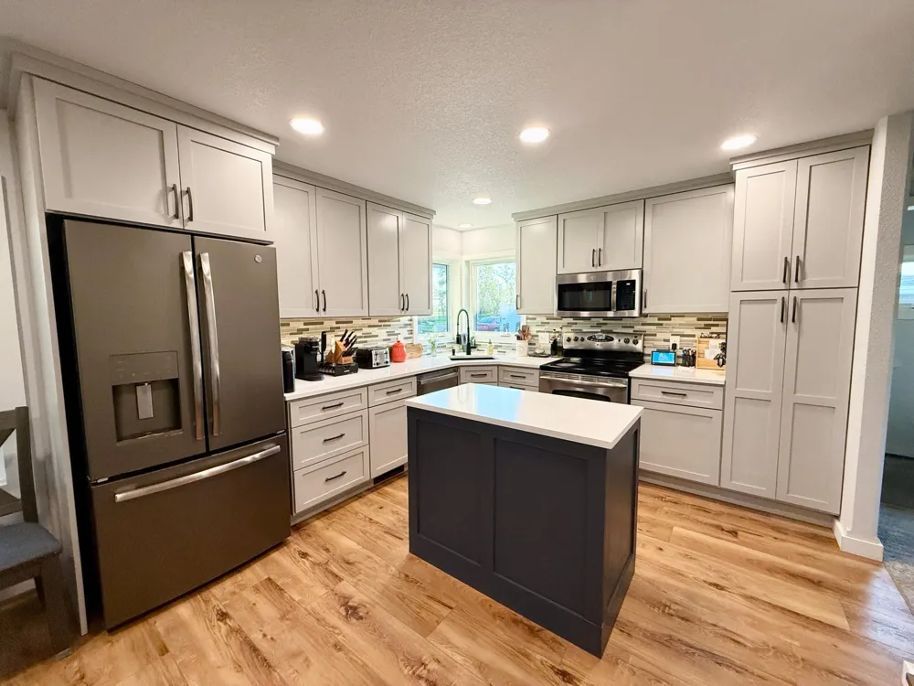 11437 33rd Street SE Valley City, ND 58072