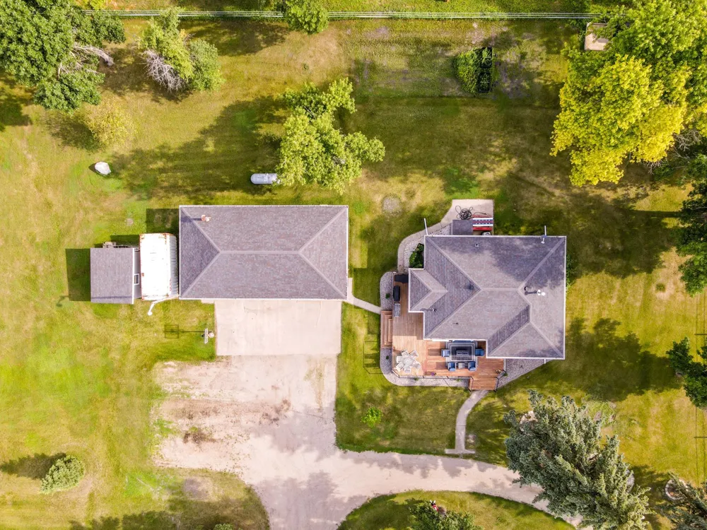 11437 33rd Street SE Valley City, ND 58072