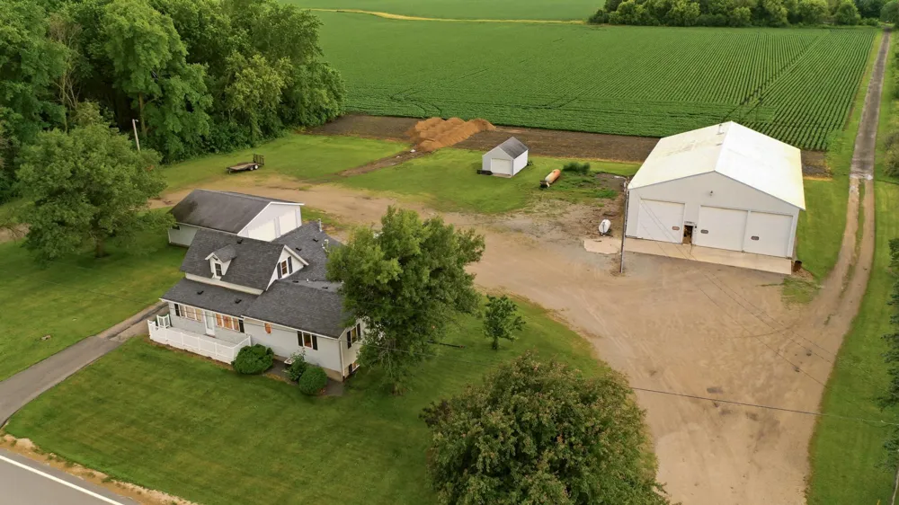 62561 120th Avenue Claremont, MN 55924