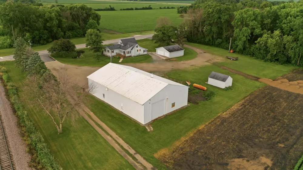 62561 120th Avenue Claremont, MN 55924