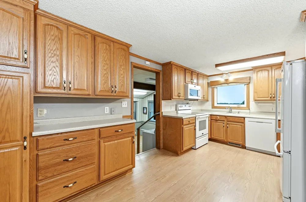 62561 120th Avenue Claremont, MN 55924