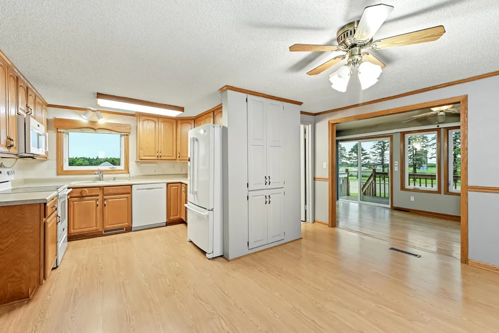 62561 120th Avenue Claremont, MN 55924