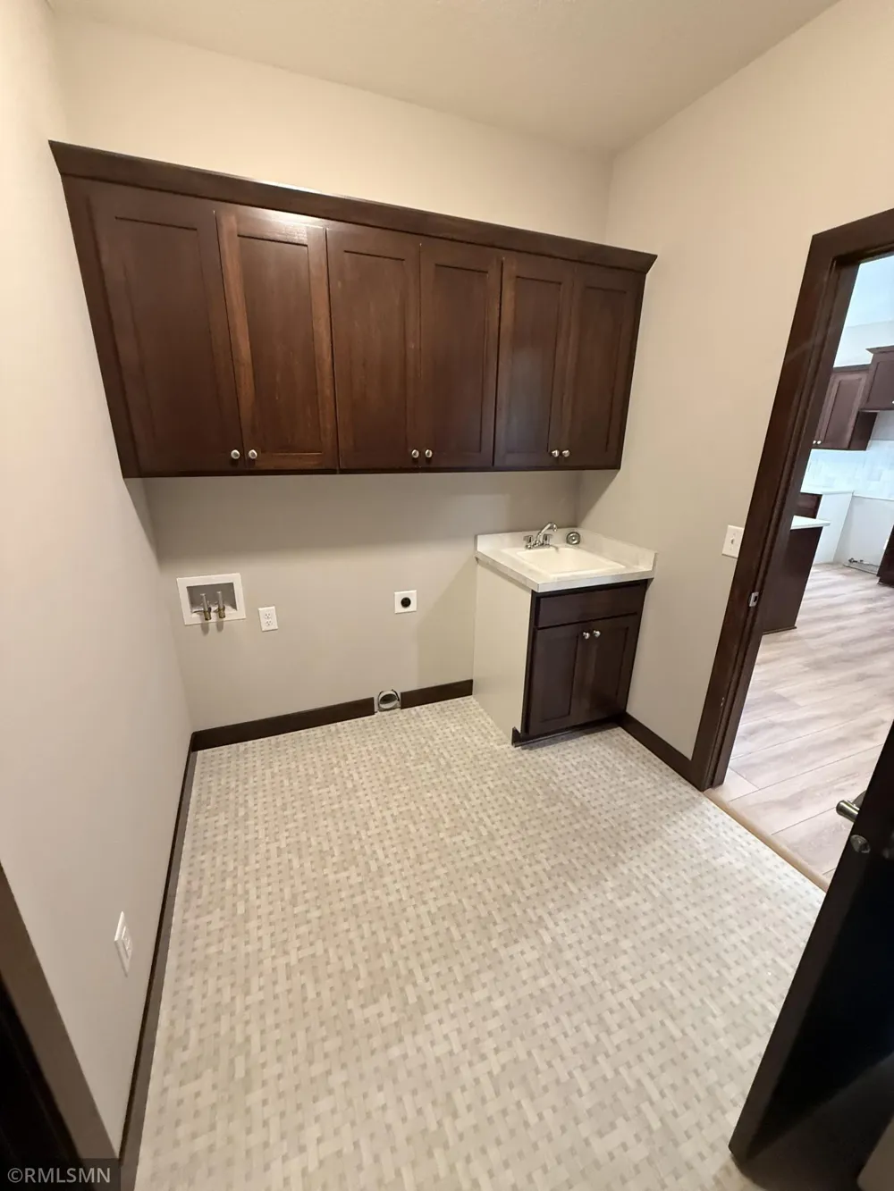 3112 Zuni Street Anoka, MN 55303
