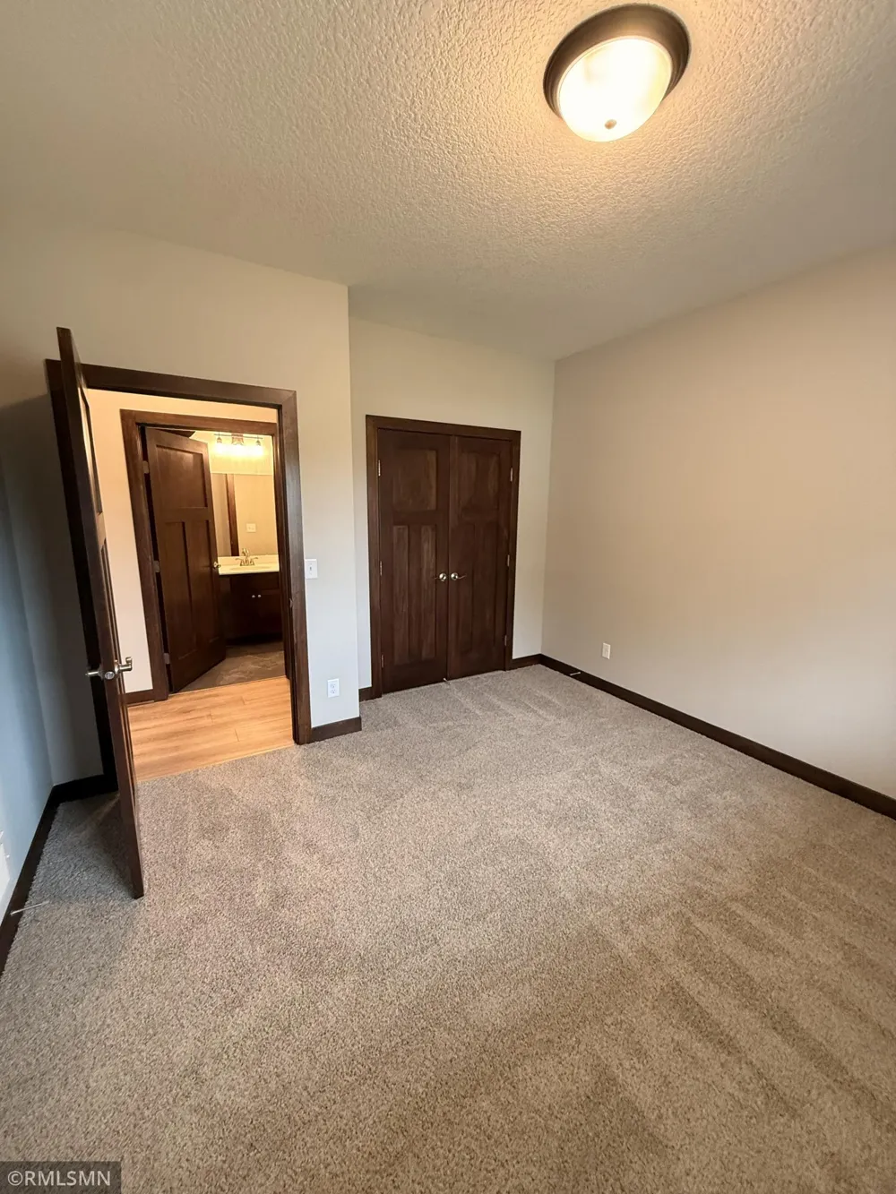 3112 Zuni Street Anoka, MN 55303