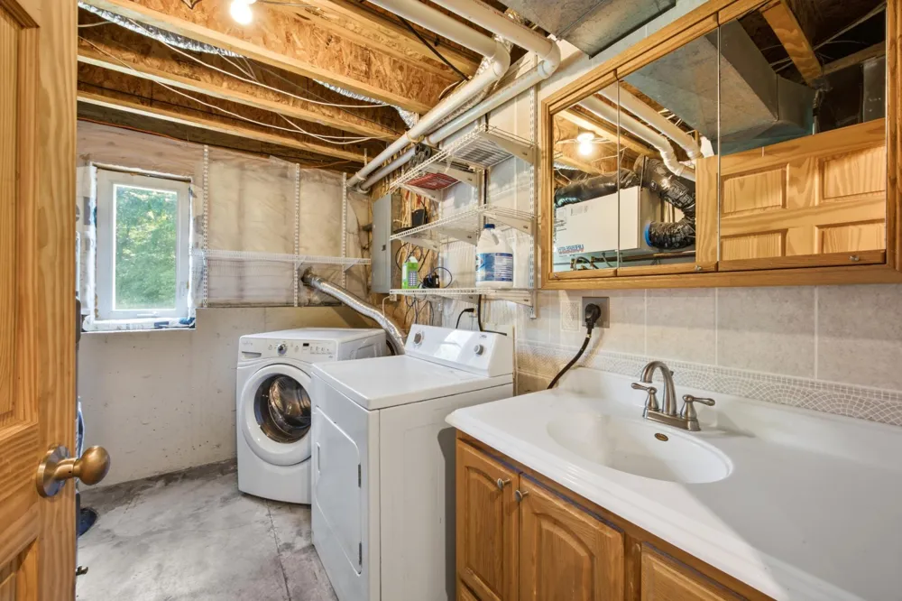 301 Lakeview Drive Lake Park, MN 56554