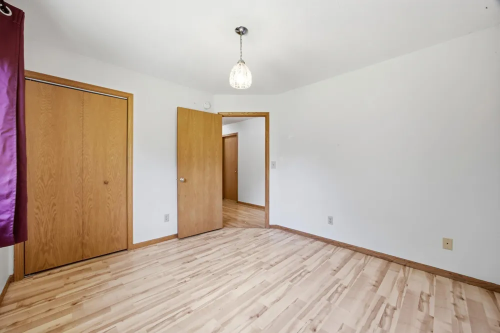 301 Lakeview Drive Lake Park, MN 56554
