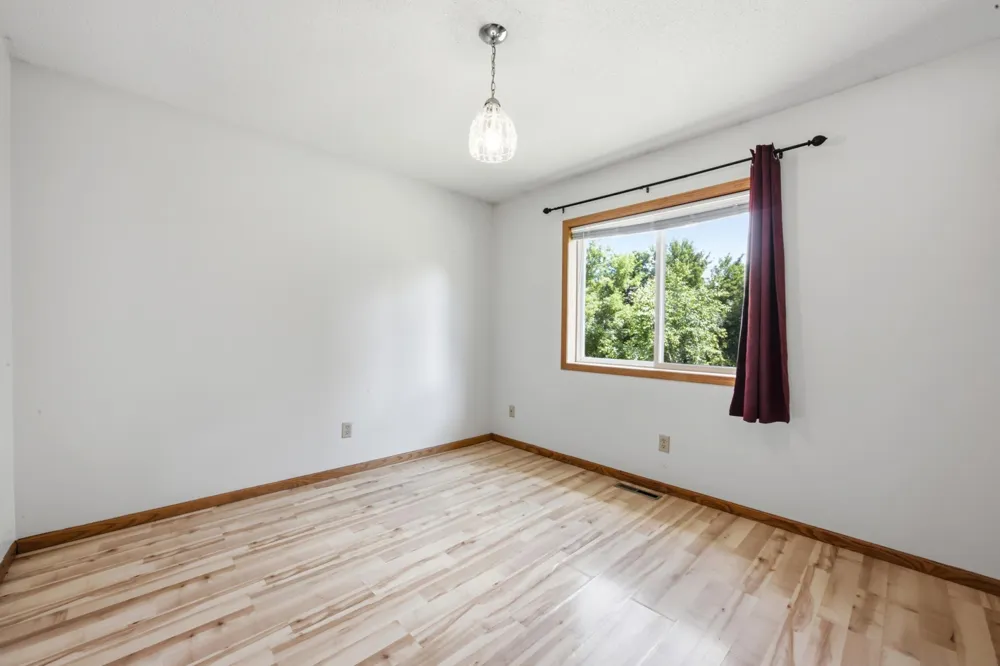 301 Lakeview Drive Lake Park, MN 56554