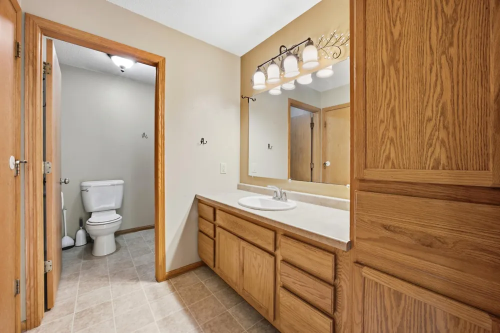 301 Lakeview Drive Lake Park, MN 56554