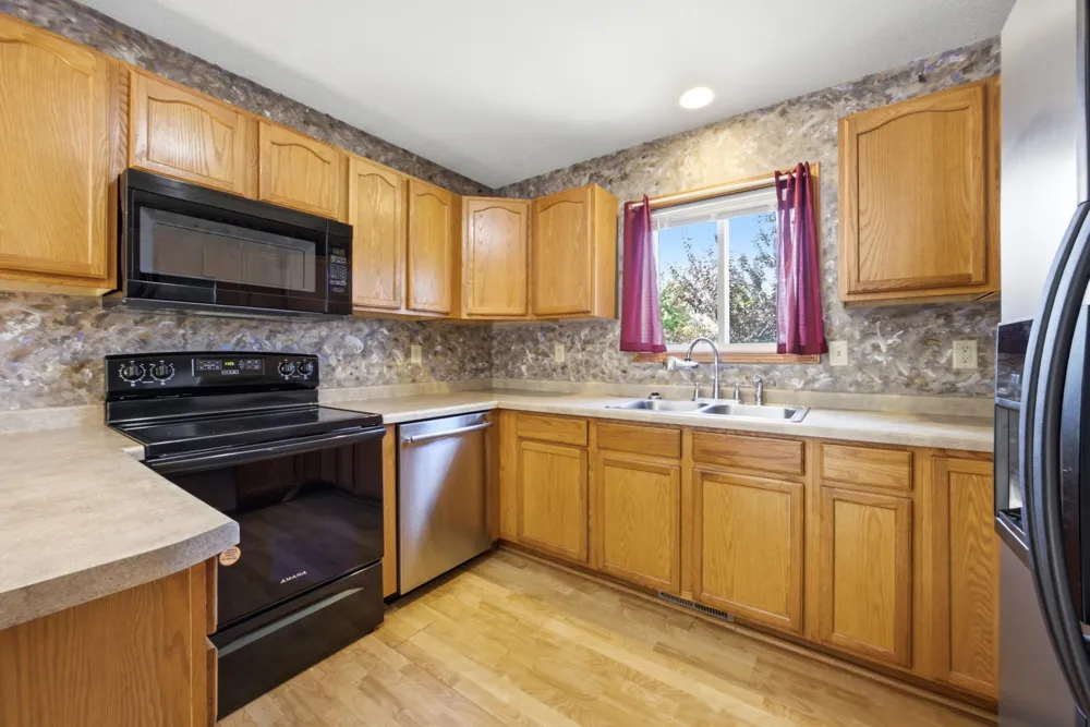 301 Lakeview Drive Lake Park, MN 56554