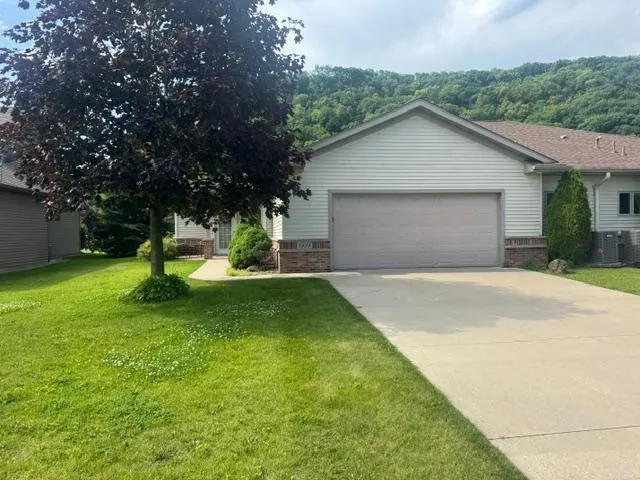 669 Crimson Way Lake City, MN 55041
