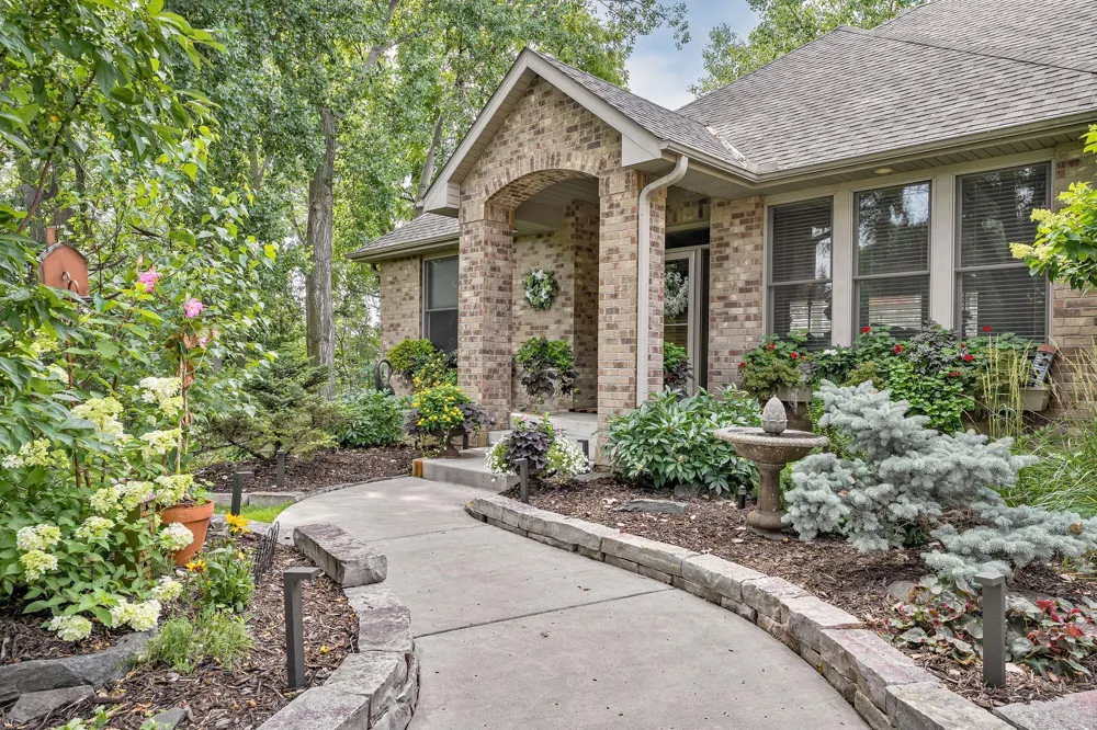 6480 Yosemite Lane Excelsior, MN 55331