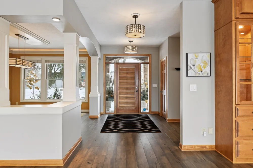 6480 Yosemite Lane Excelsior, MN 55331
