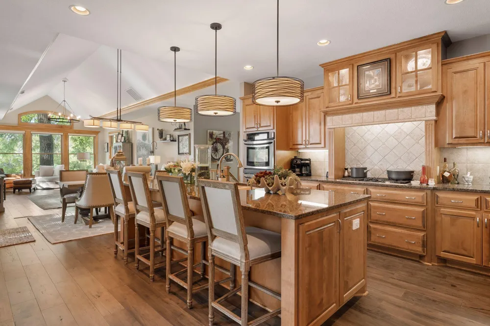 6480 Yosemite Lane Excelsior, MN 55331