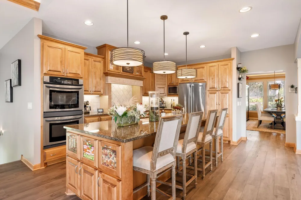 6480 Yosemite Lane Excelsior, MN 55331