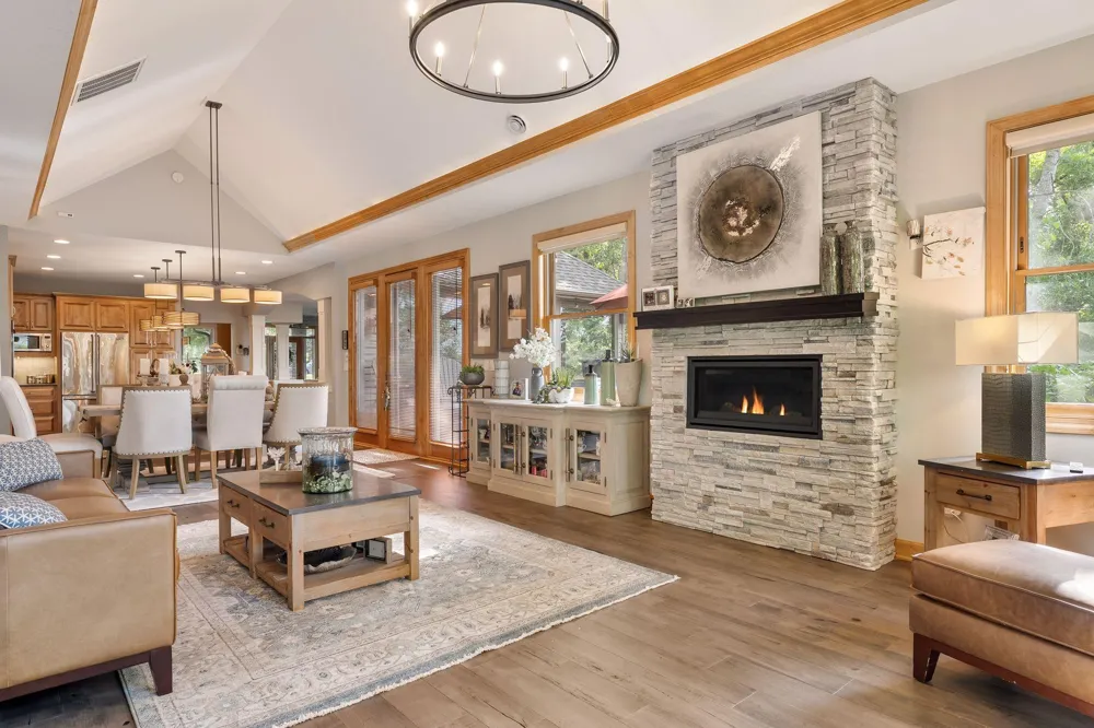 6480 Yosemite Lane Excelsior, MN 55331