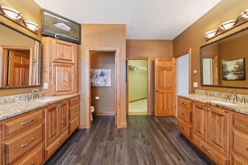 6480 Yosemite Lane Excelsior, MN 55331