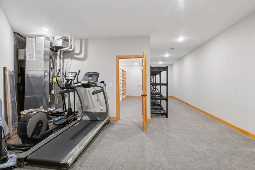 6480 Yosemite Lane Excelsior, MN 55331