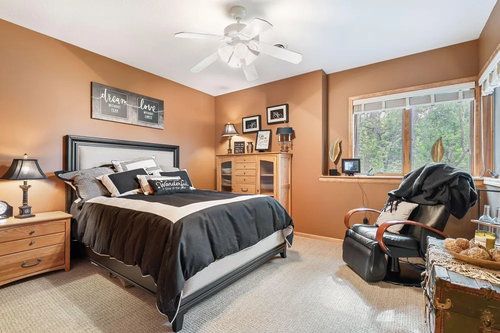 6480 Yosemite Lane Excelsior, MN 55331