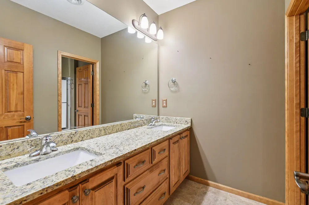 6480 Yosemite Lane Excelsior, MN 55331