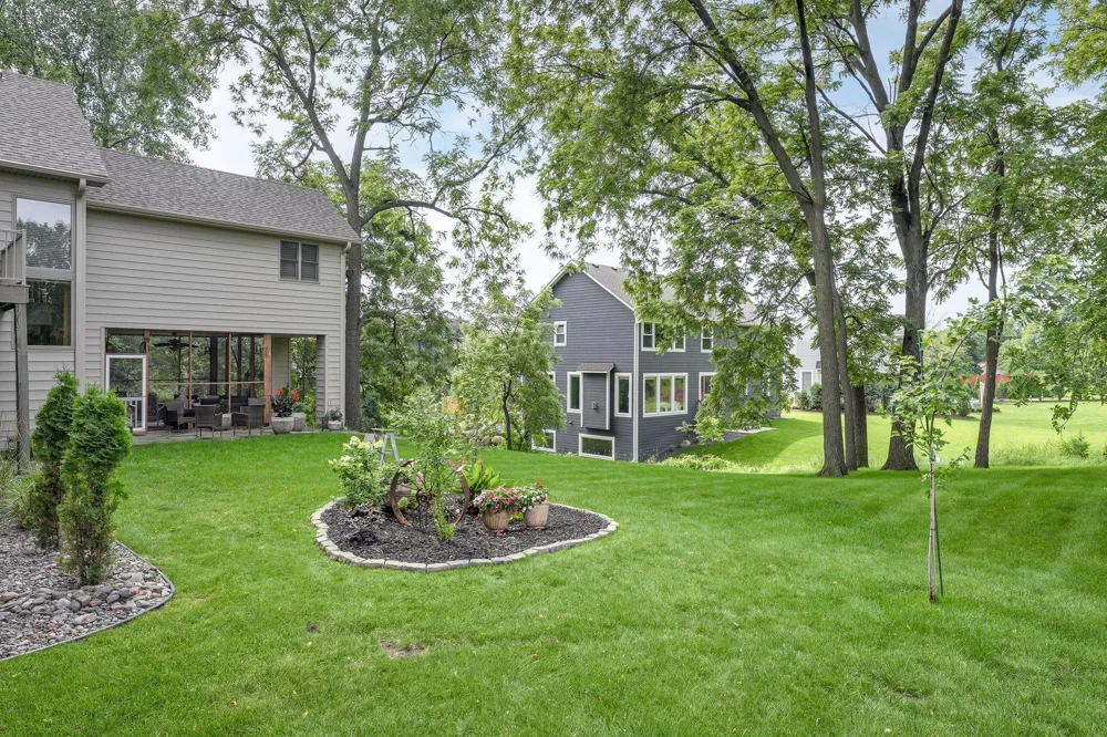 6480 Yosemite Lane Excelsior, MN 55331