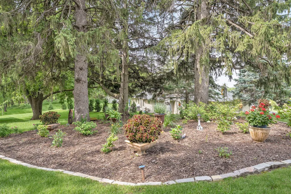 6480 Yosemite Lane Excelsior, MN 55331