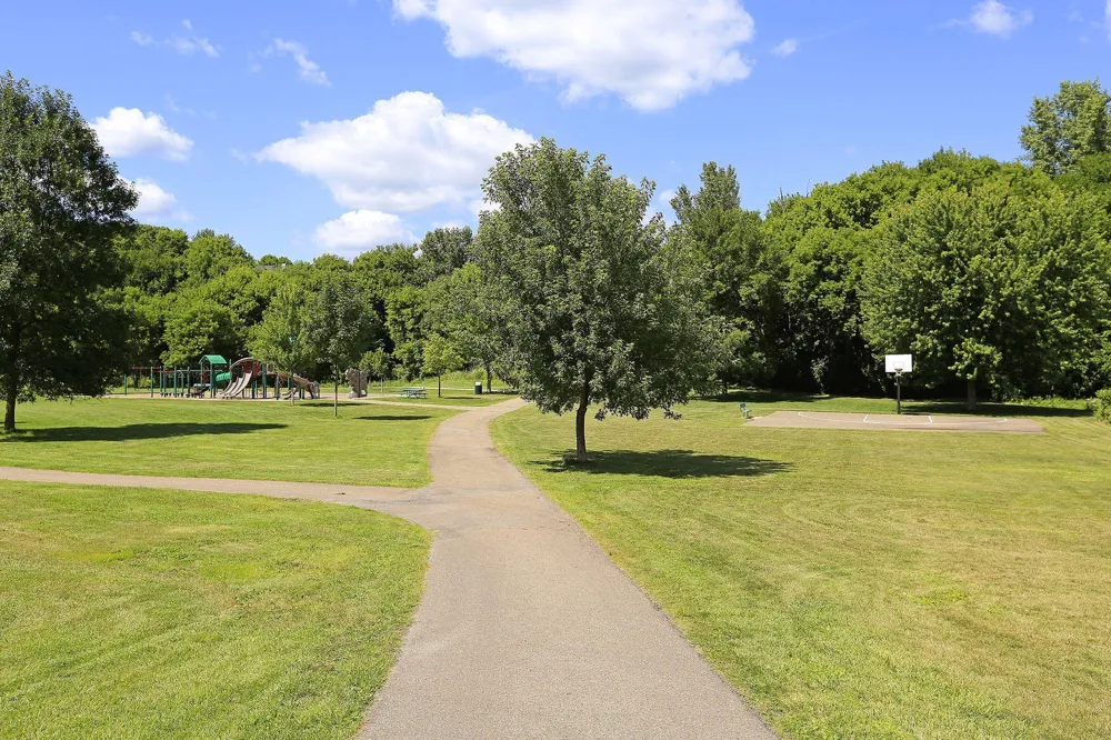 6480 Yosemite Lane Excelsior, MN 55331