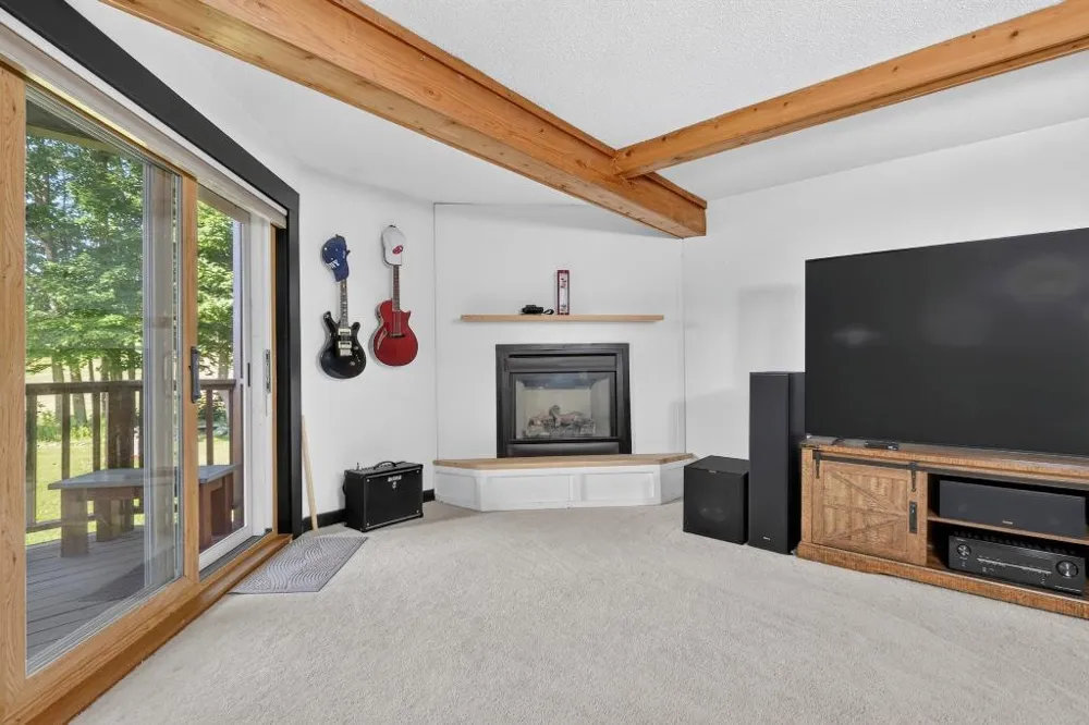 536 Quadna Mountain Road Hill City, MN 55748