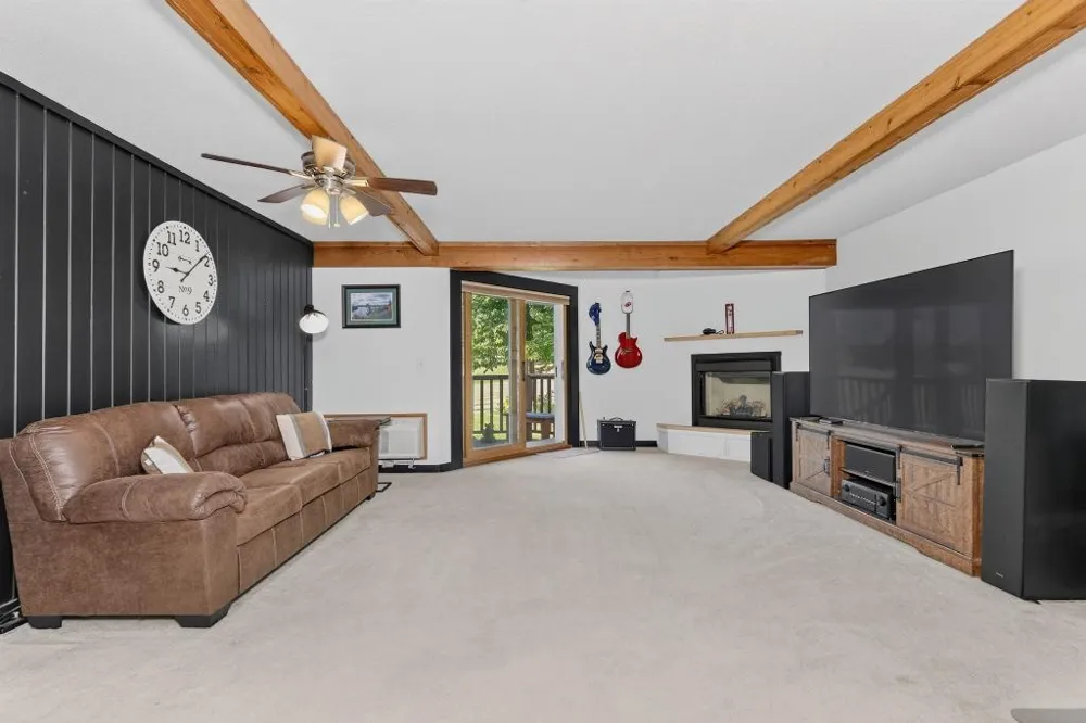 536 Quadna Mountain Road Hill City, MN 55748