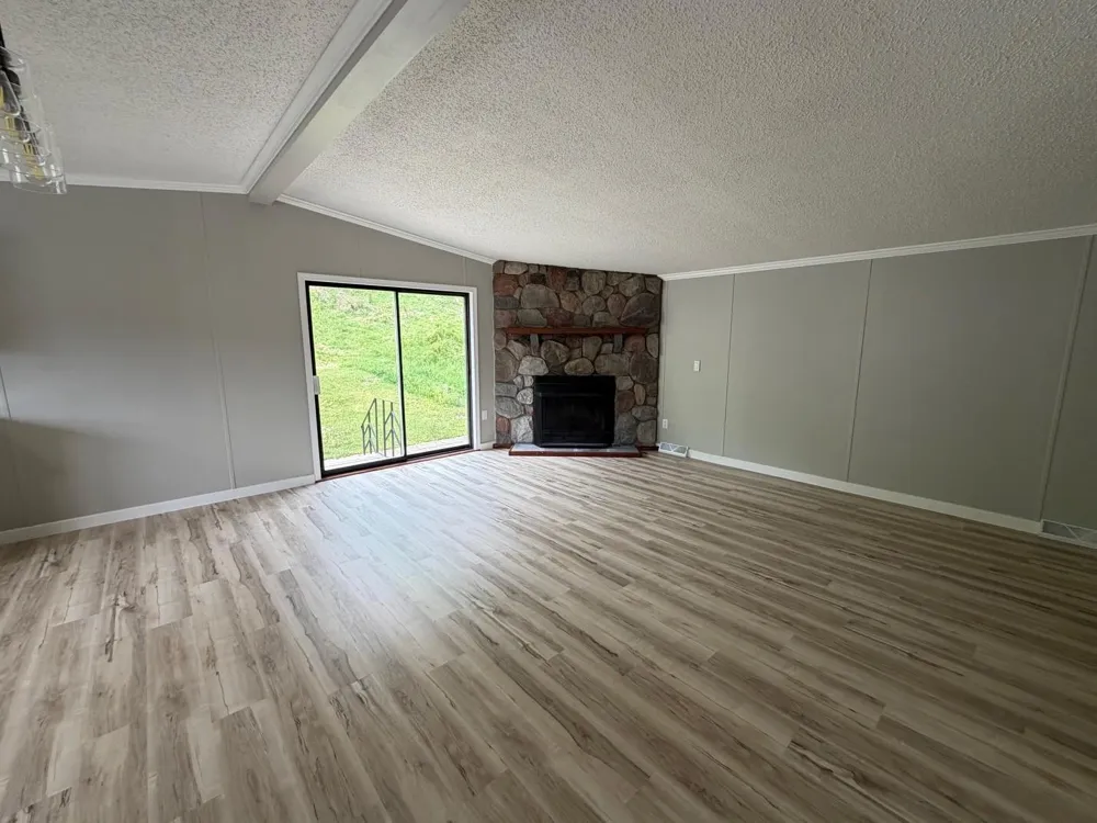 13C Hickory Lane Winona, MN 55987