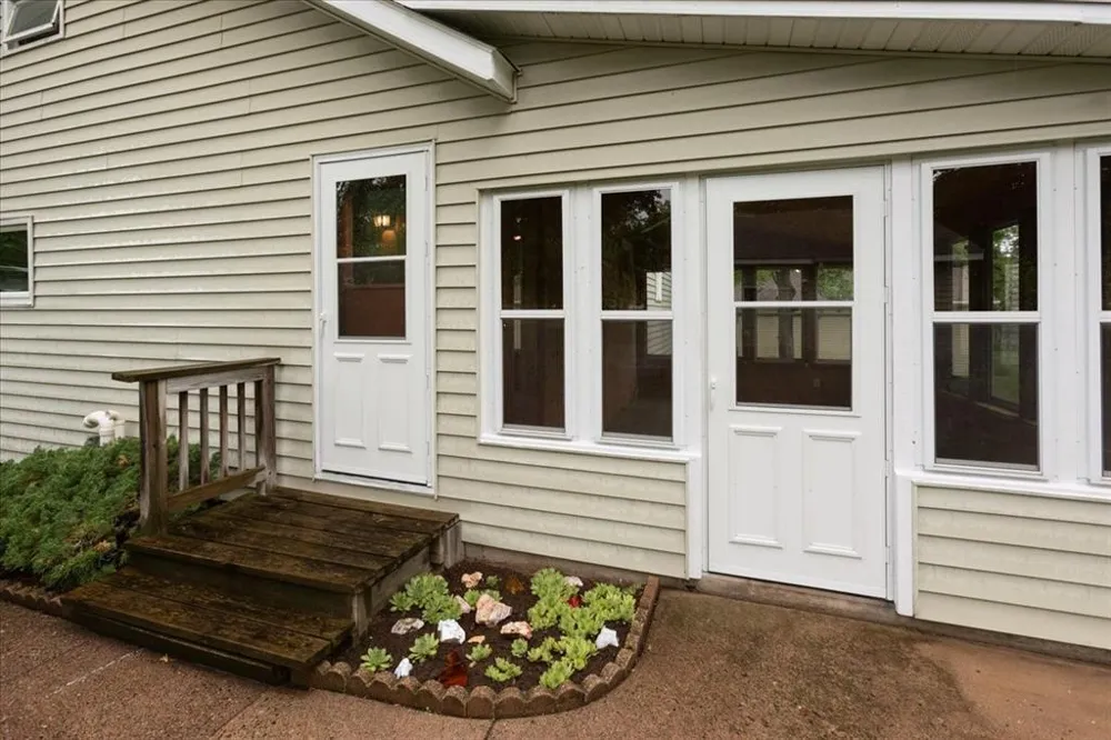 2216 3rd Street E Menomonie, WI 54751