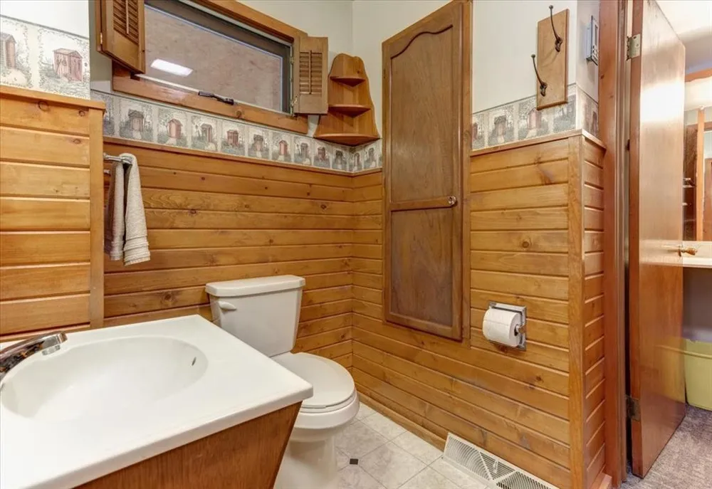 2216 3rd Street E Menomonie, WI 54751