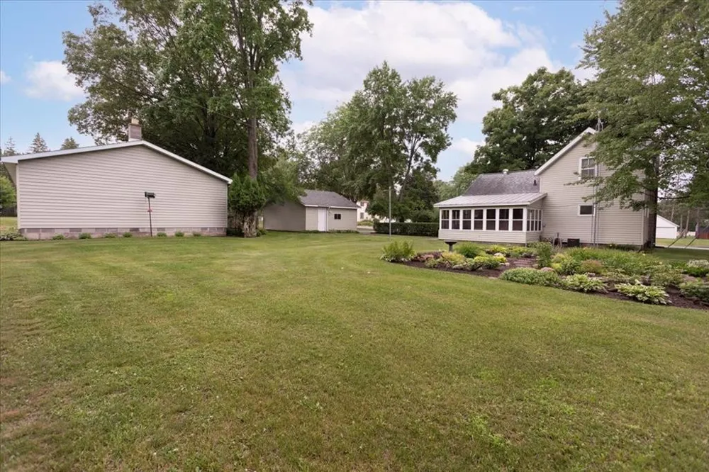2216 3rd Street E Menomonie, WI 54751