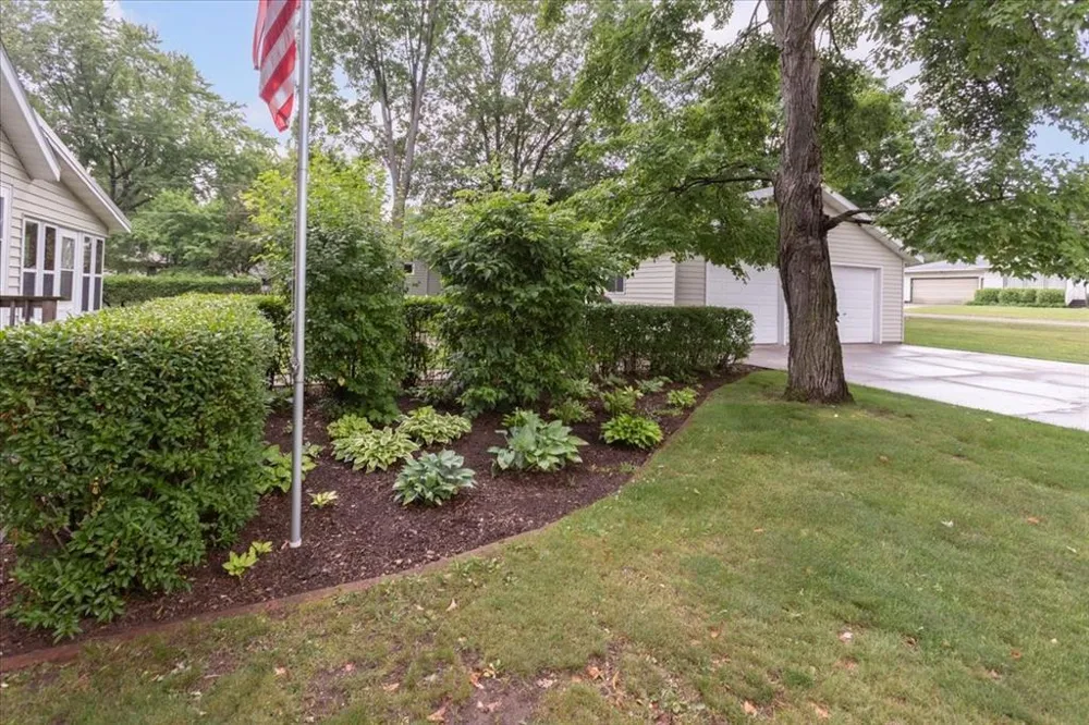 2216 3rd Street E Menomonie, WI 54751