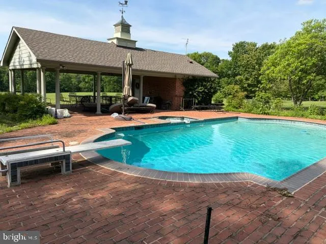 12924 CLOPPER ROAD Hagerstown, MD 21742