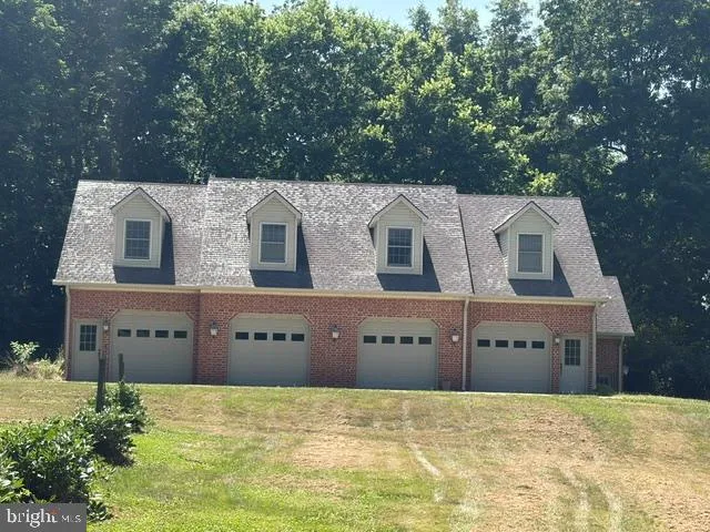12924 CLOPPER ROAD Hagerstown, MD 21742