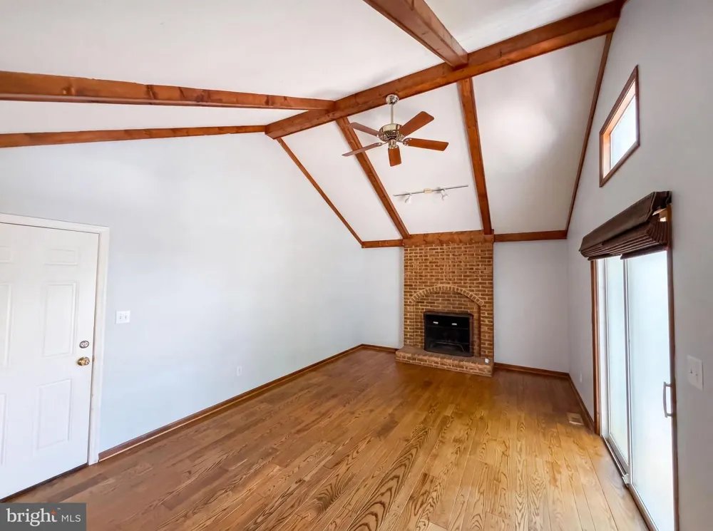 4819 POWELL ROAD Fairfax, VA 22032