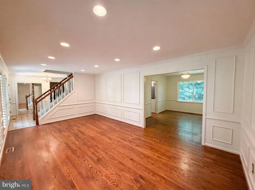 4819 POWELL ROAD Fairfax, VA 22032