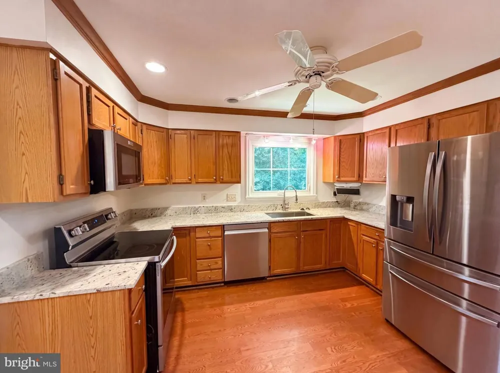 4819 POWELL ROAD Fairfax, VA 22032