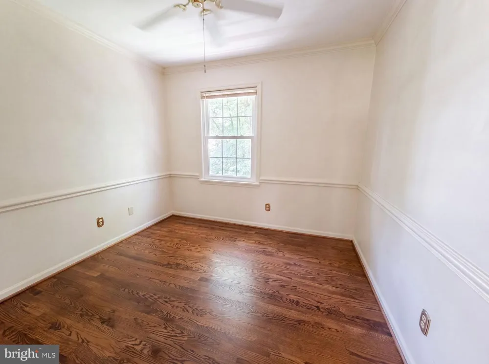 4819 POWELL ROAD Fairfax, VA 22032
