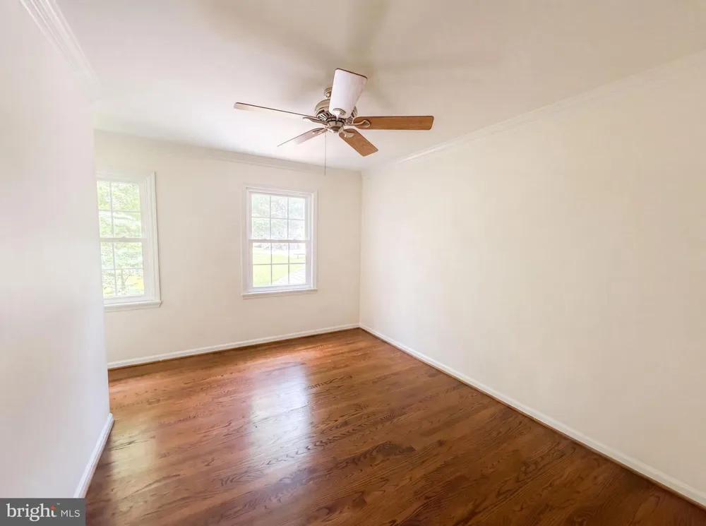 4819 POWELL ROAD Fairfax, VA 22032