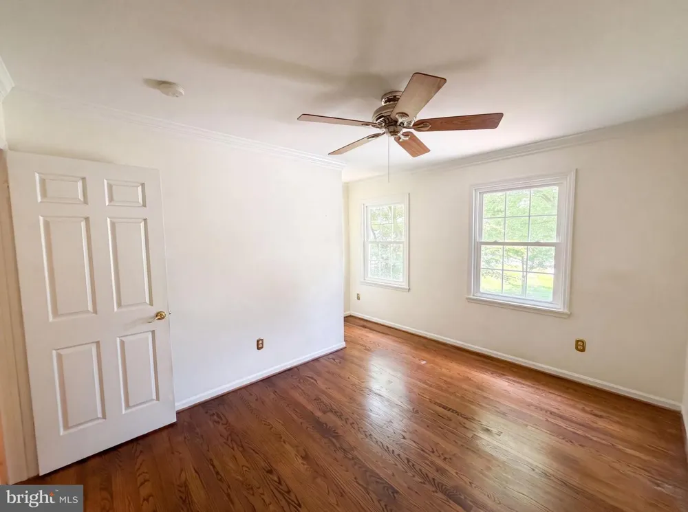 4819 POWELL ROAD Fairfax, VA 22032